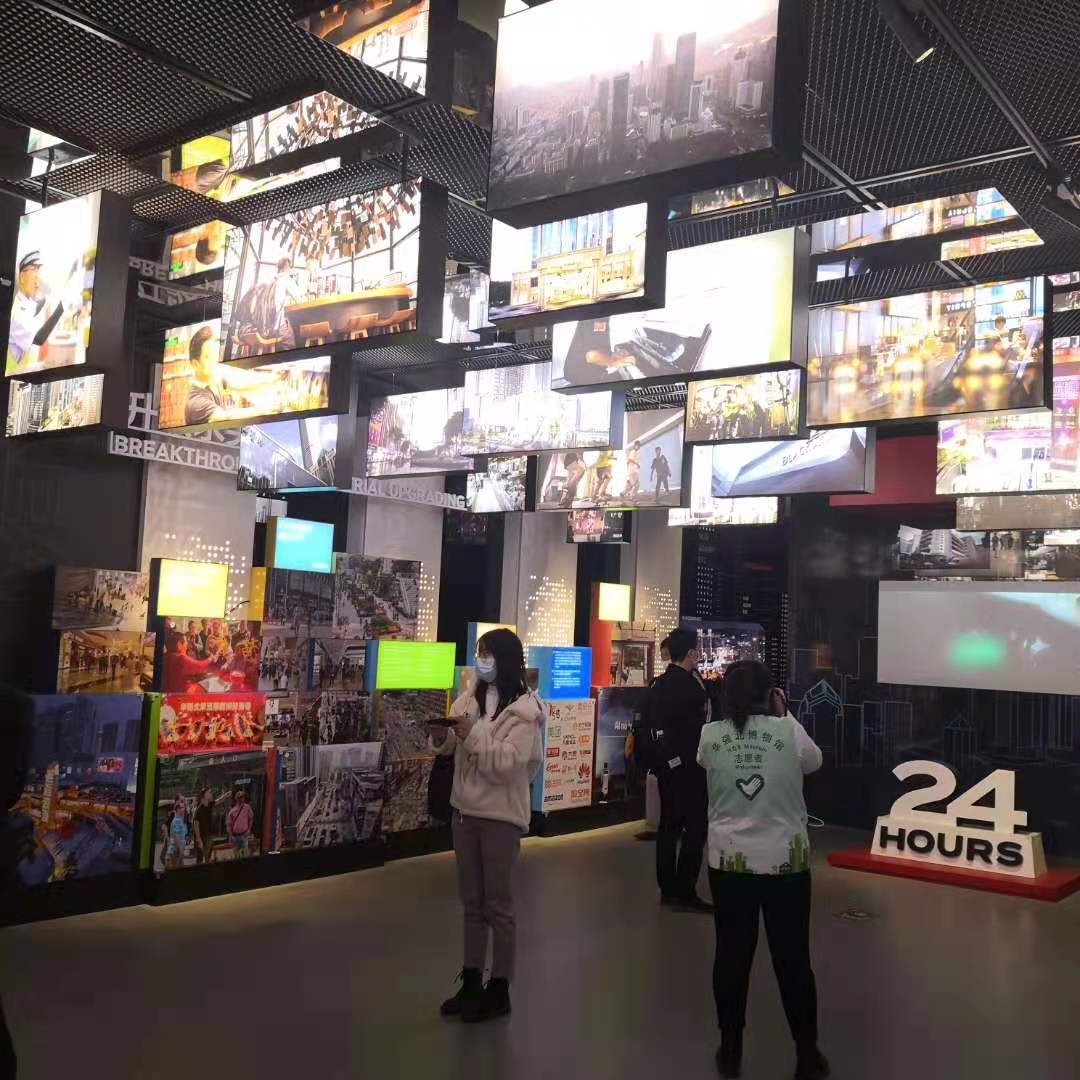 “中國電子第一街”華強(qiáng)北博物館今日開館 “人文、科技、時尚、互動”四大核心元素打造“不一樣的博物館”插圖(14) “中國電子第一街”華強(qiáng)北博物館今日開館 “人文、科技、時尚、互動”四大核心元素打造“不一樣的博物館”插圖(14)